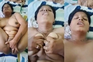 Aunty with a large, lustful ass in a doggy manner