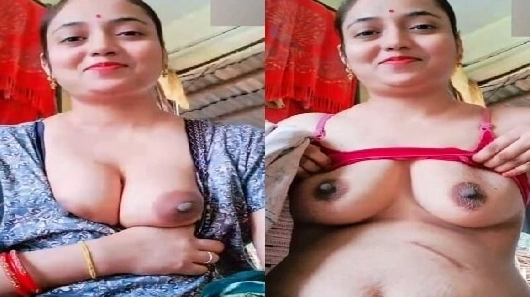 Creampied chut of horny Bangla milf