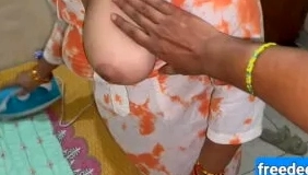 Drunk Sasur banged and cummed on a vulnerable Northeast bhabhi